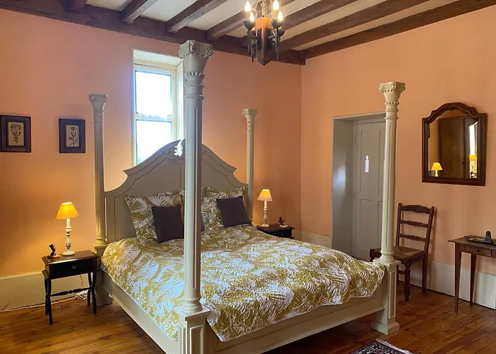 Chateau De Bussolles * Barrais-Bussolles